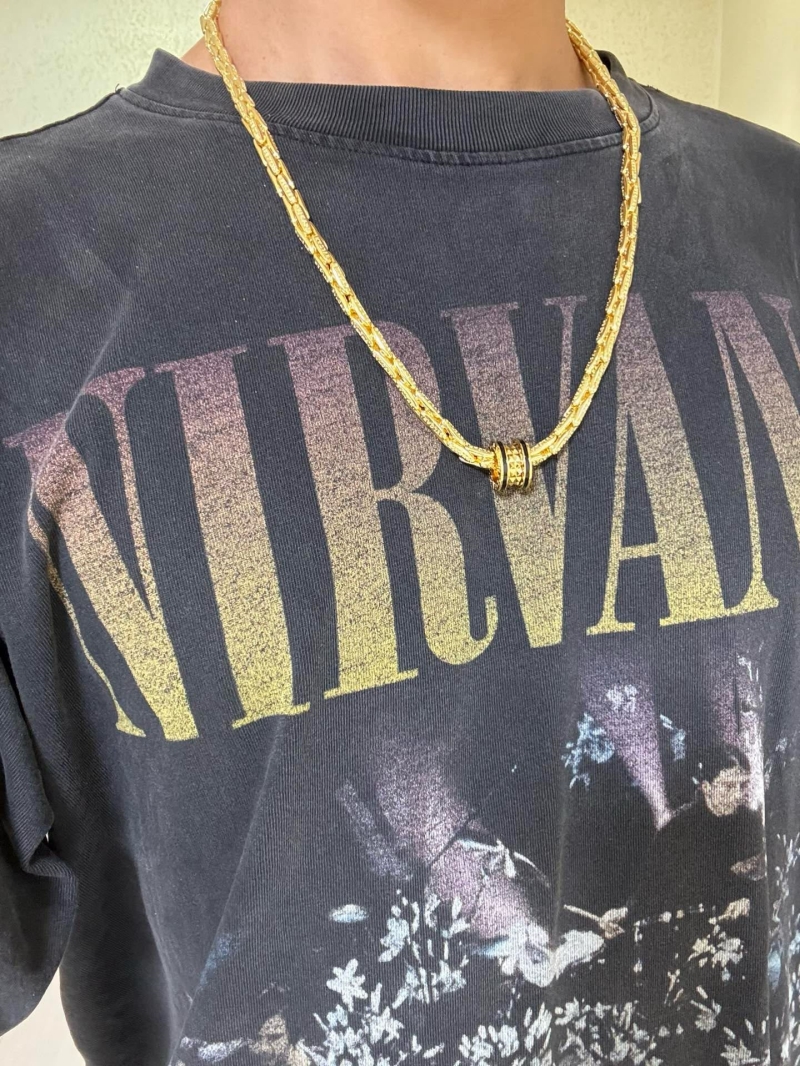 Bv1g*ai necklaces